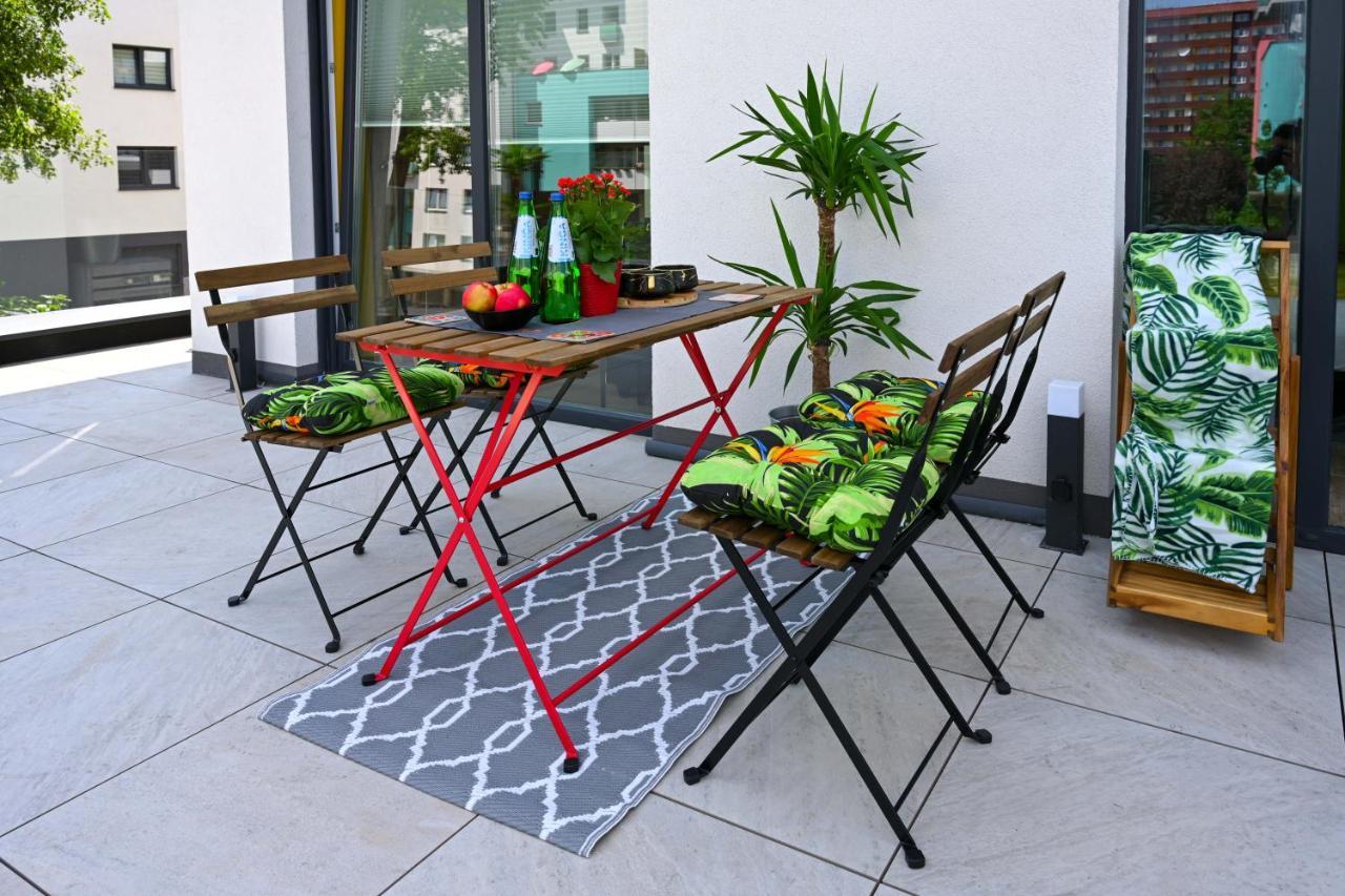 The Pop Art Apartment Катовице Екстериор снимка
